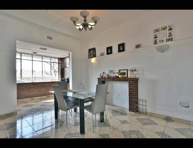 5 BEDROOM HOUSE FOR SALE IN THE HILL